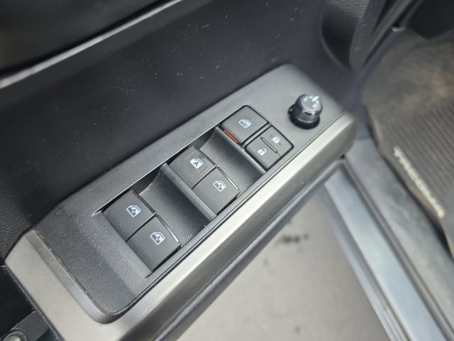 2021 Toyota Tacoma SR5 photo 8