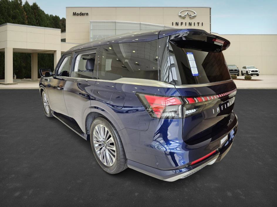 2025 Infiniti QX80 Luxe photo 4