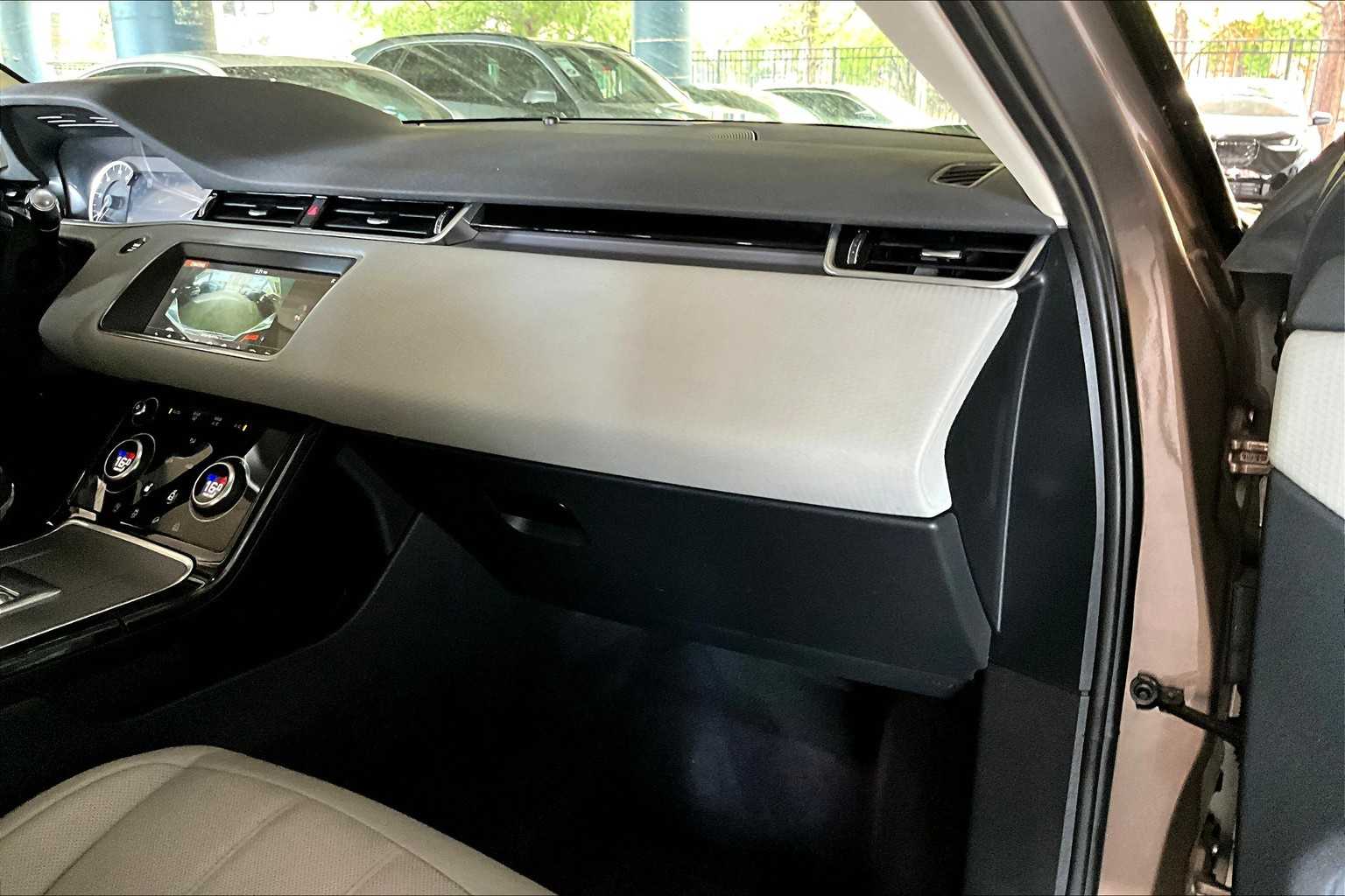 2020 Land Rover Range Rover Evoque S photo 17