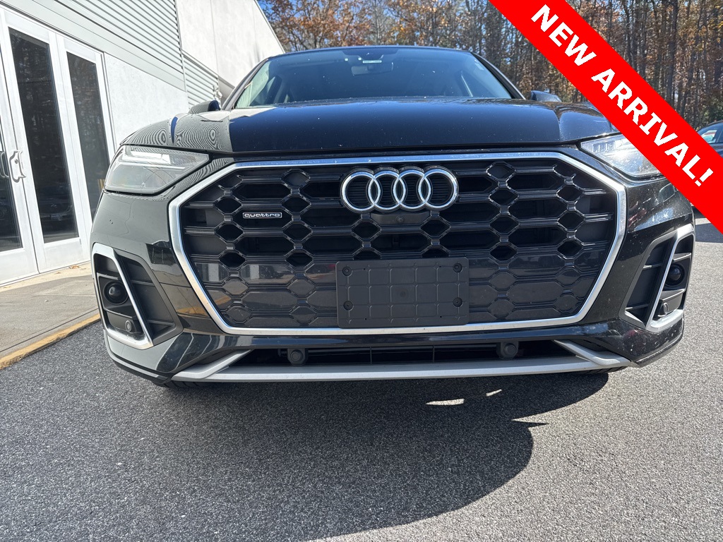 2023 Audi Q5 45 S line Premium Plus photo 2