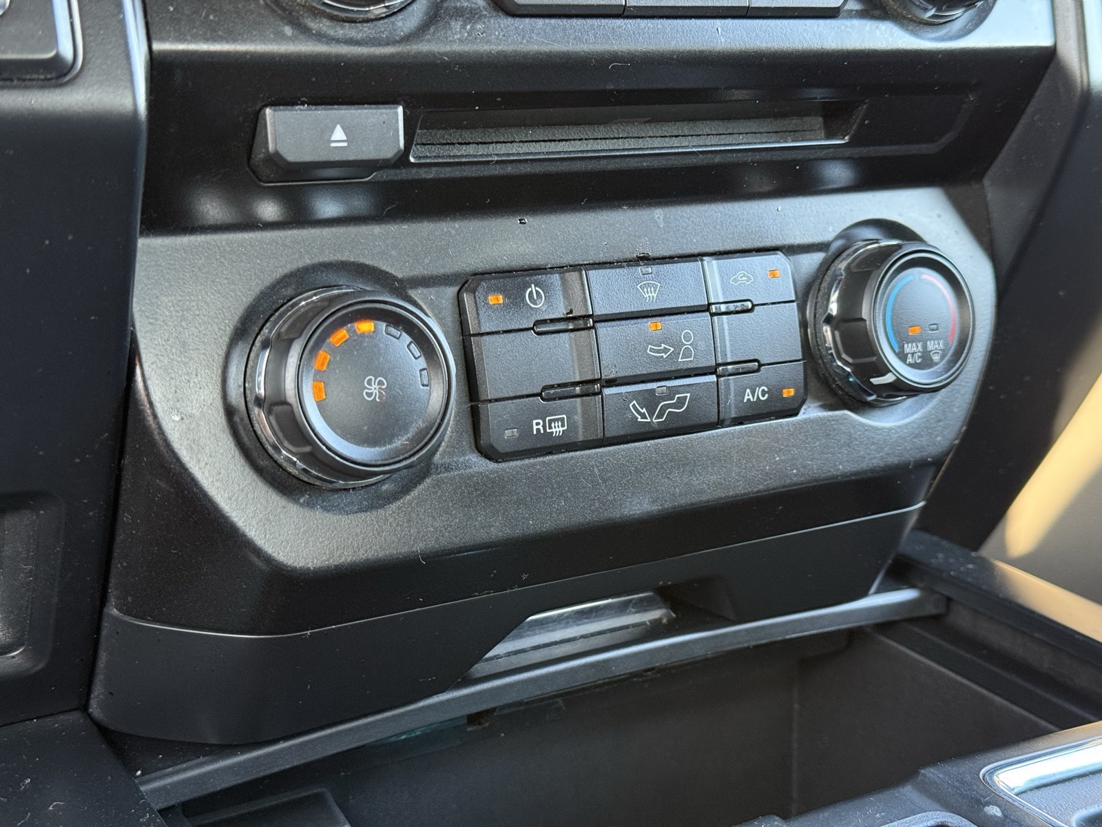2017 Ford F-150 XL photo 20