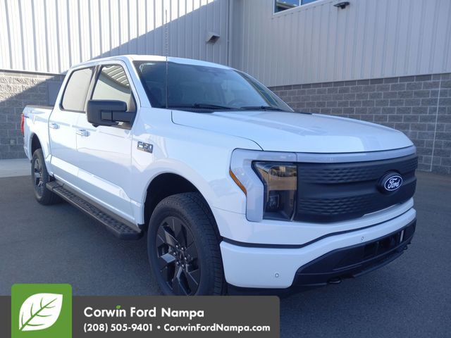 2025 Ford F-150 Lightning Flash's photo