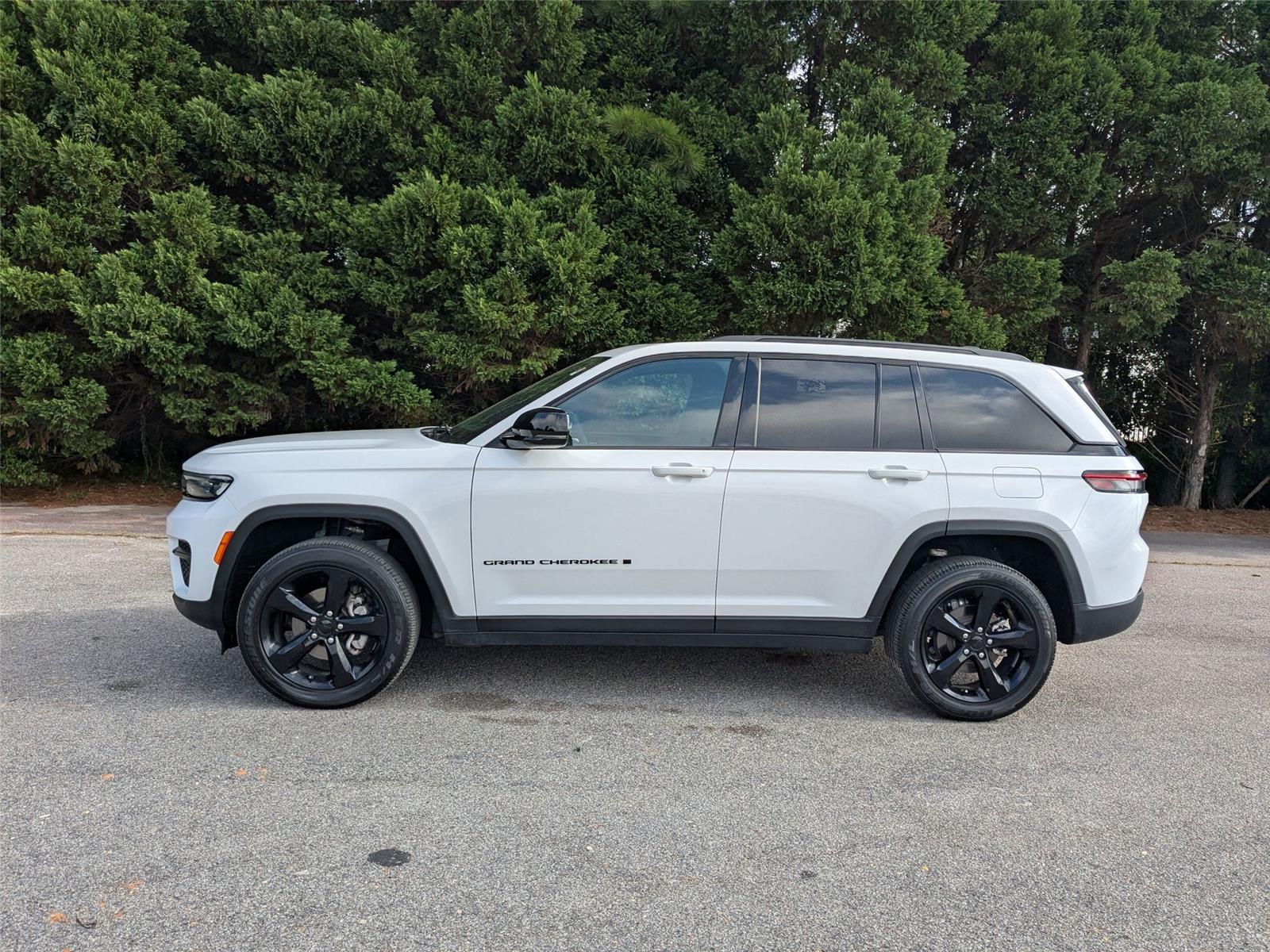 2024 Jeep Grand Cherokee Altitude X photo 9