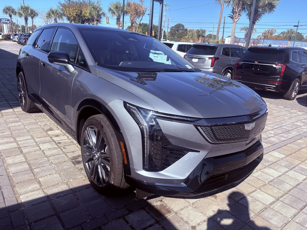 2025 Cadillac Optiq Sport photo 4