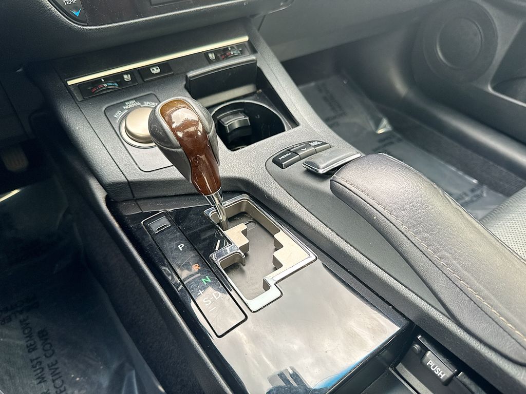 2014 Lexus ES 350 photo 29