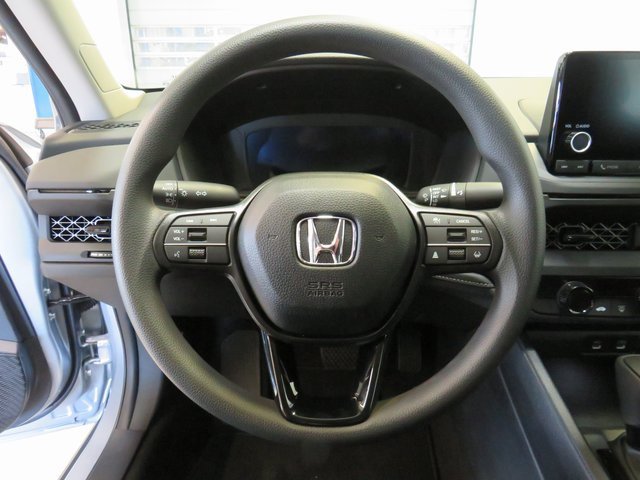 2025 Honda Accord LX photo 9