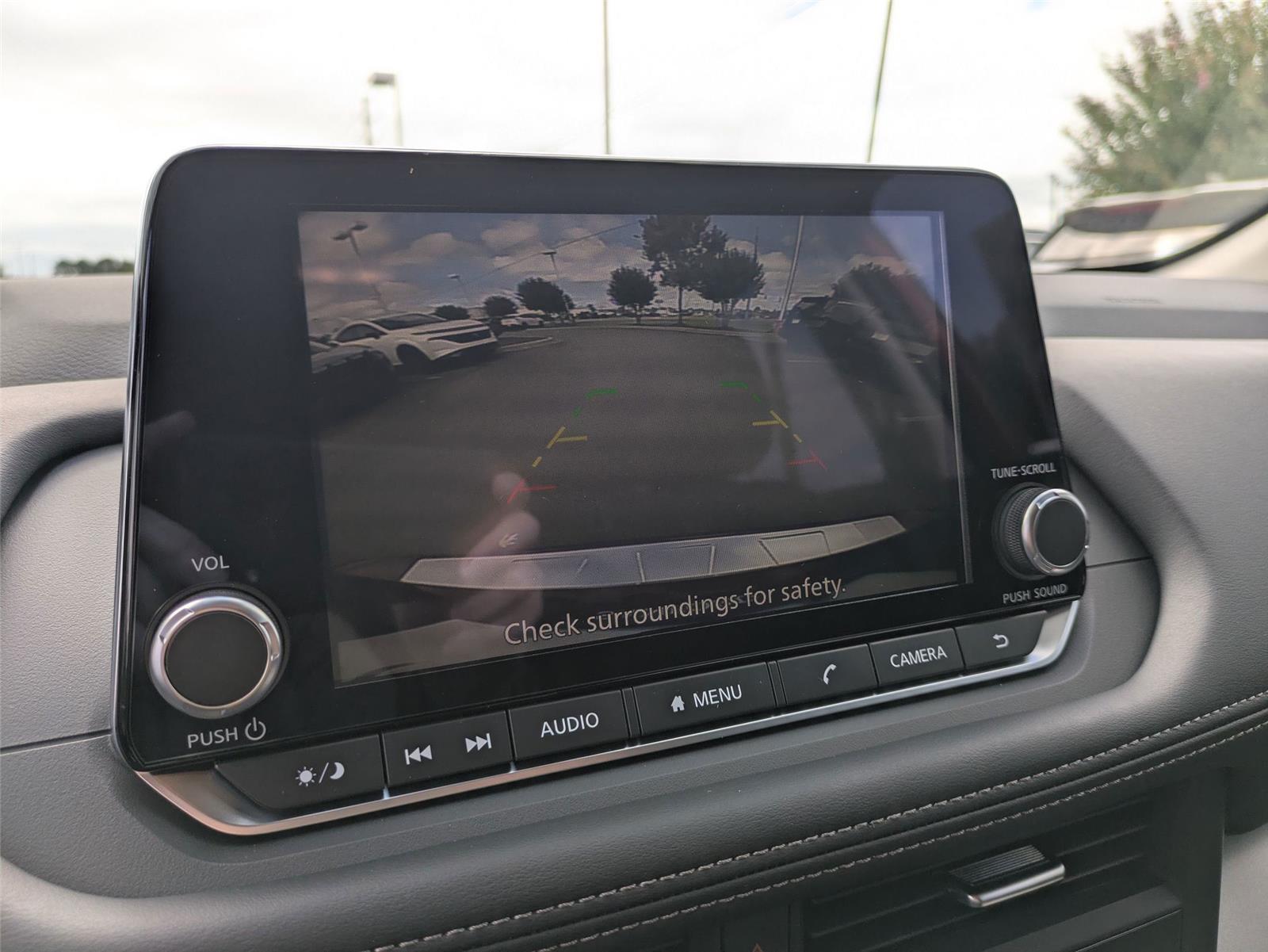 2026 Nissan Rogue SV photo 16
