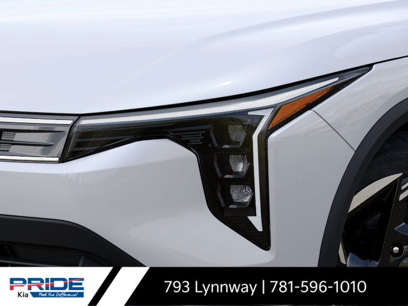 2025 Kia K4 EX photo 10