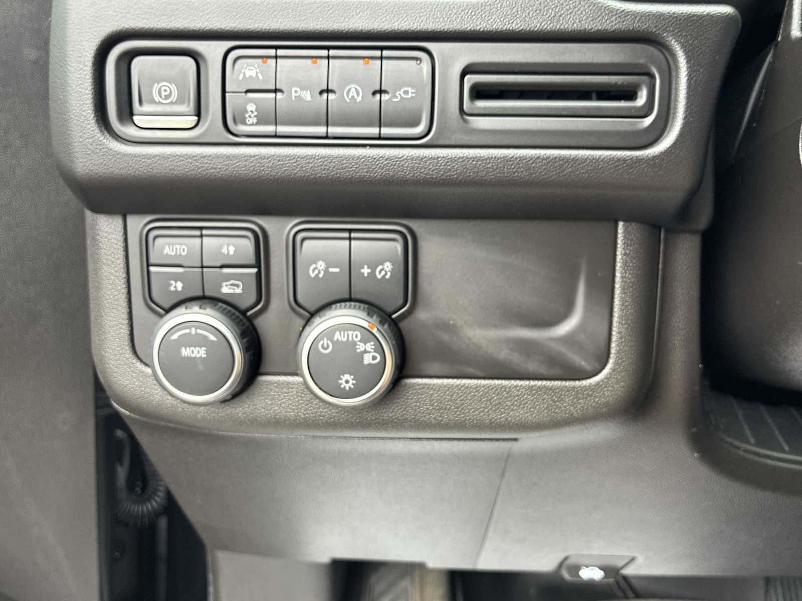 2021 Chevrolet Tahoe RST photo 15