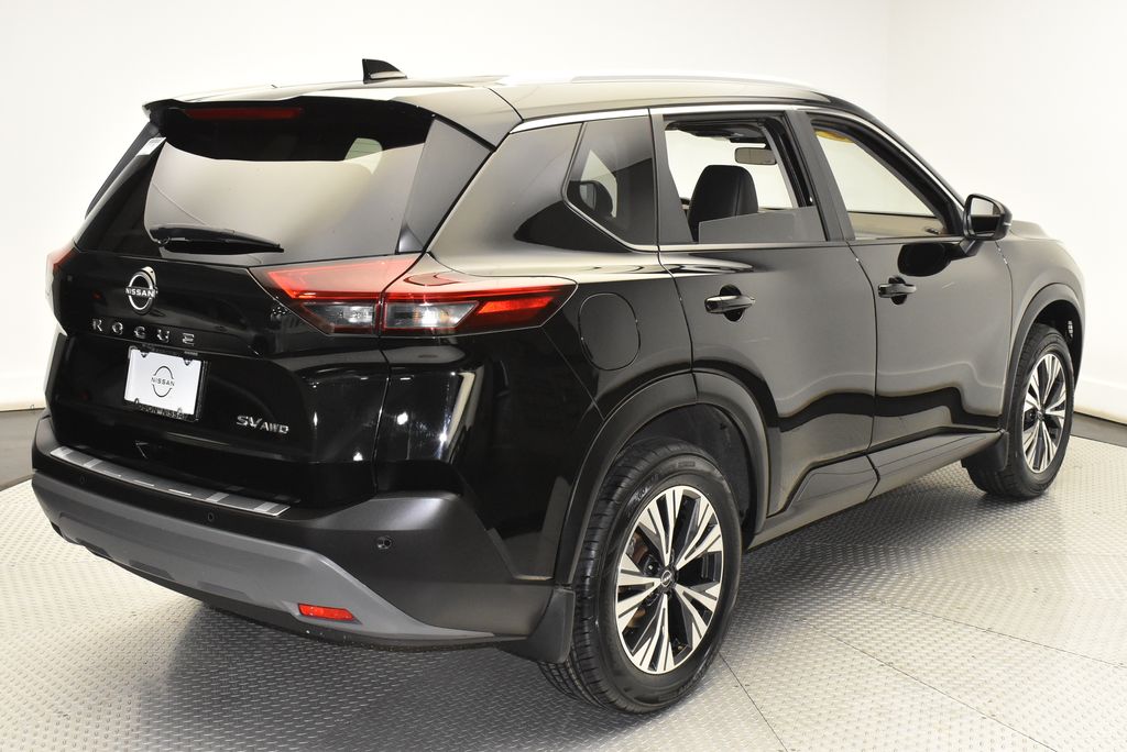 2022 Nissan Rogue SV photo 4
