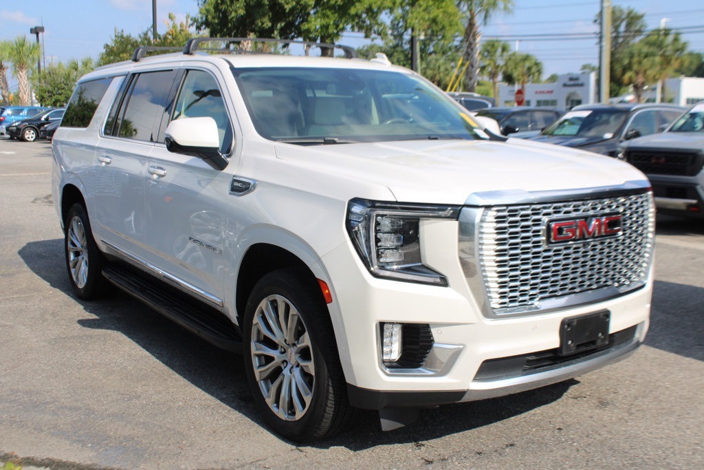 2022 Gmc Yukon XL Denali photo 3