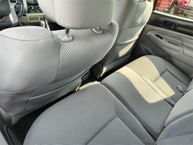 2015 Toyota Tacoma Base photo 29