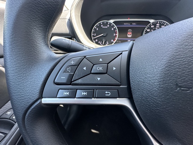 2025 Nissan Sentra SV photo 10