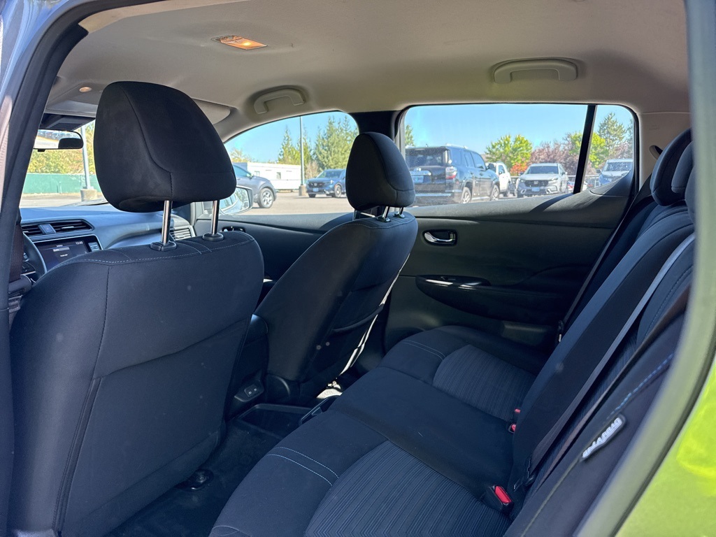 2024 Nissan Leaf S photo 18