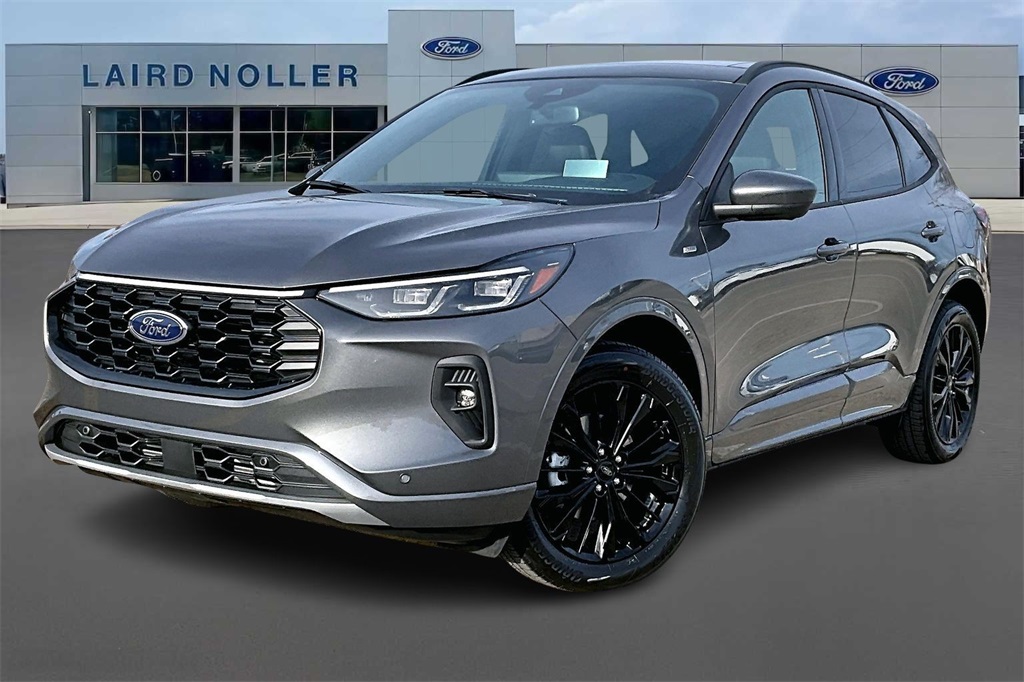 2026 Ford Escape ST-Line Elite's photo