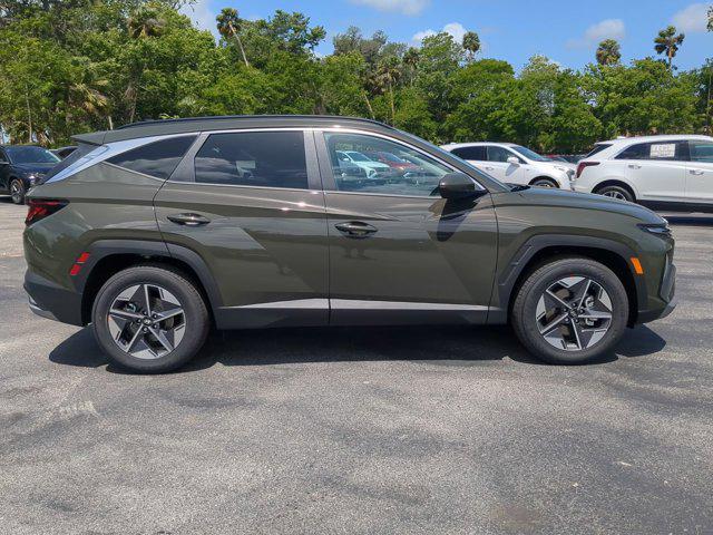 2025 Hyundai Tucson SEL photo 2