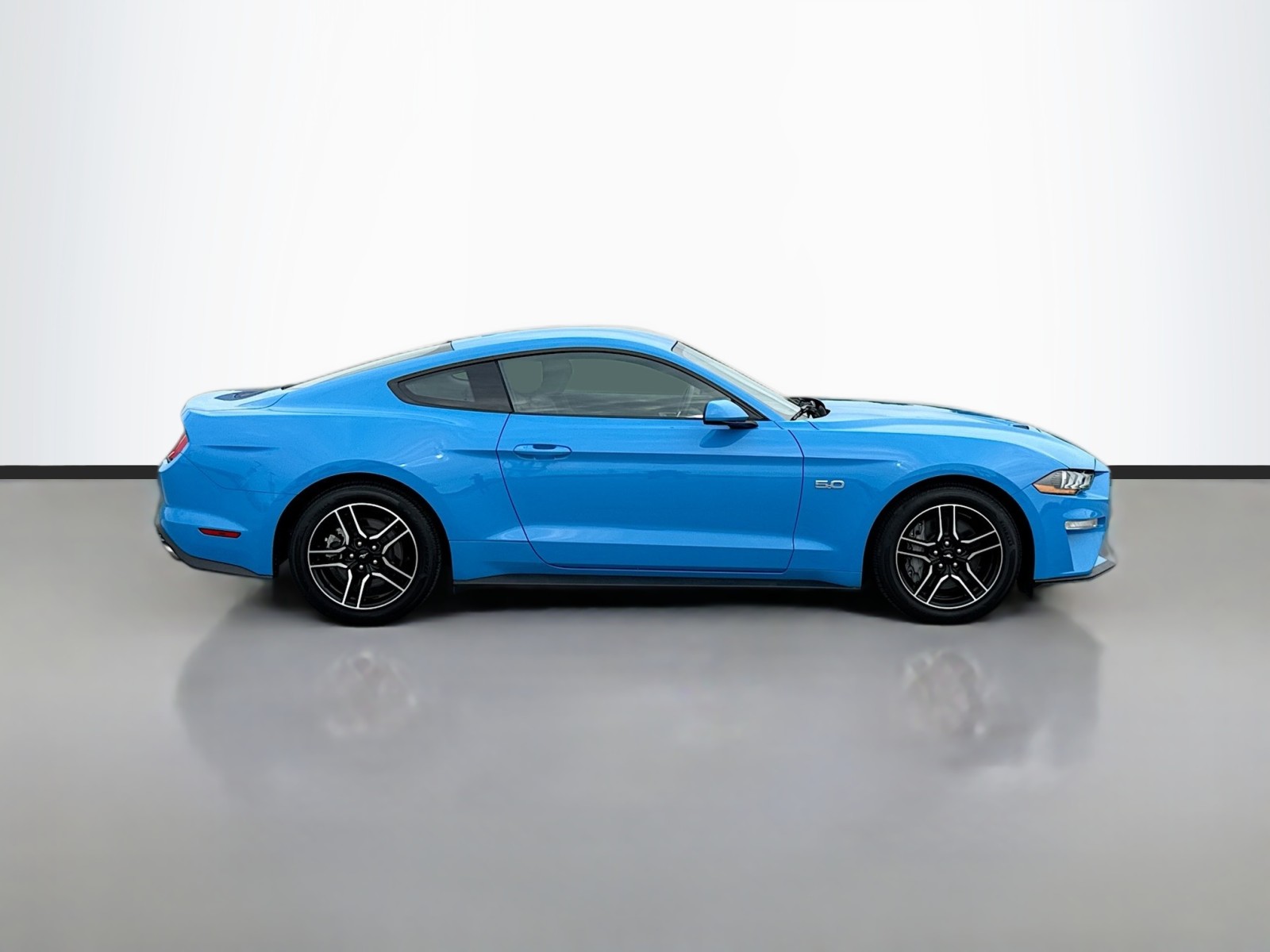 2023 Ford Mustang GT photo 4
