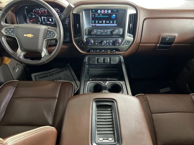 2018 Chevrolet Silverado 1500 High Country photo 2