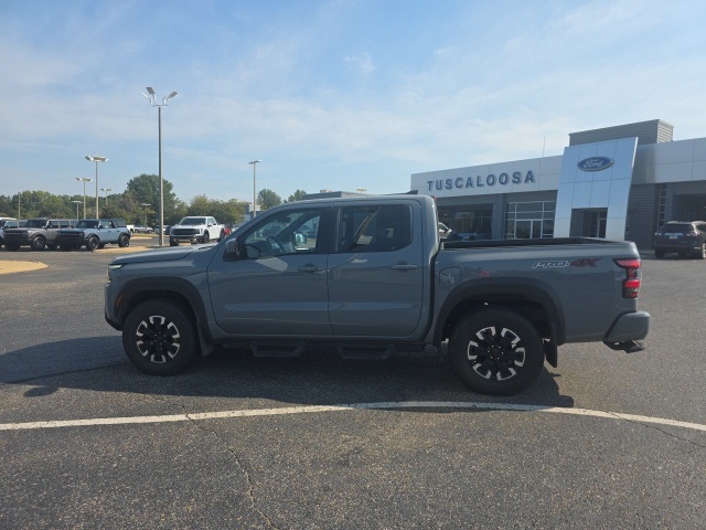 2023 Nissan Frontier PRO-4X photo 6