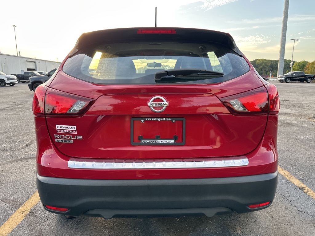 2017 Nissan Rogue Sport S photo 4