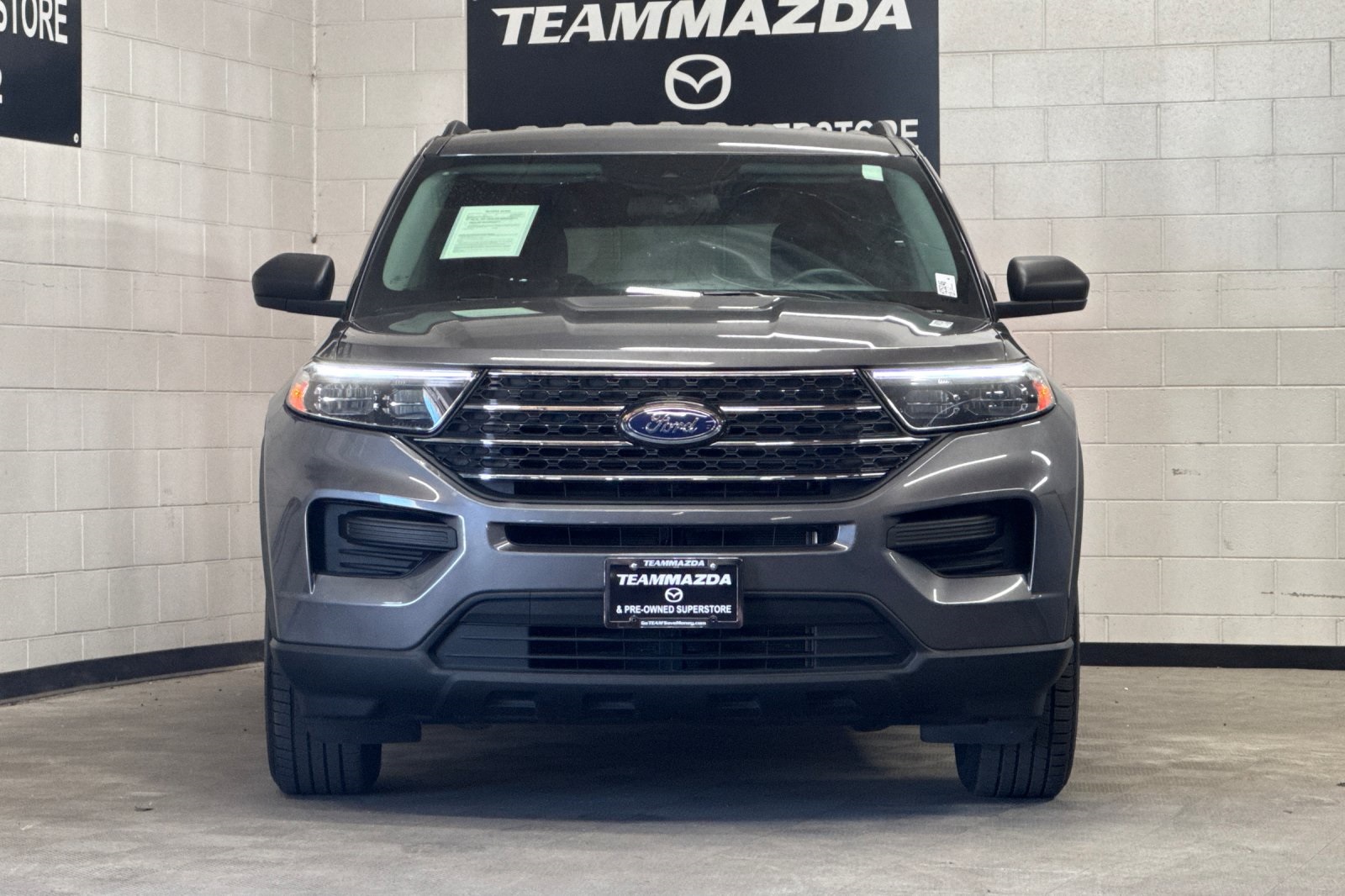 2023 Ford Explorer XLT photo 5
