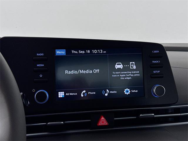 2025 Hyundai Elantra SEL Sport photo 19