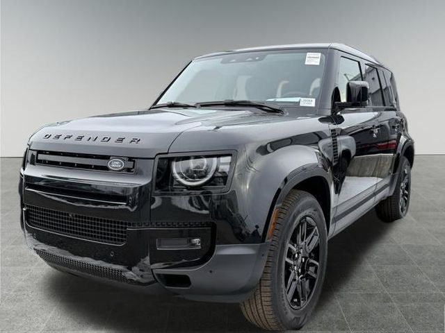 2026 Land Rover Defender S's photo