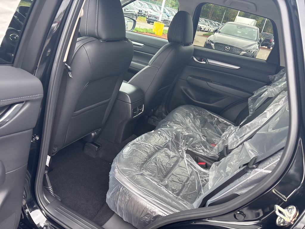 2025 Mazda CX-5 2.5 S Preferred photo 12