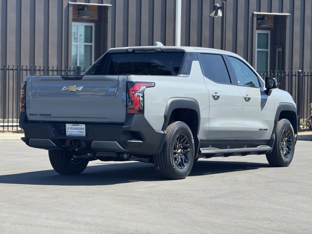 2026 Chevrolet Silverado EV LT photo 2