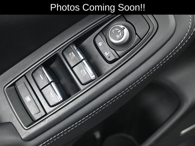 2023 Subaru Forester Touring photo 3