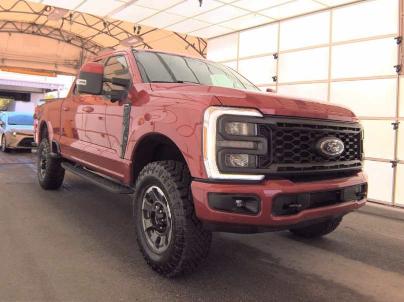 2023 Ford F-250 Lariat photo 4