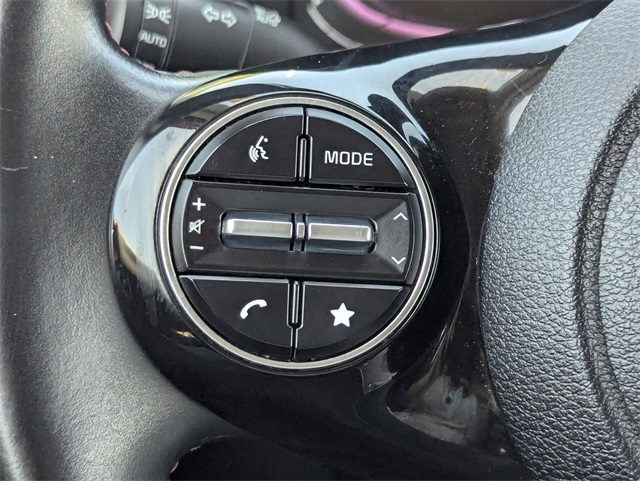 2024 Kia Soul GT-Line photo 11