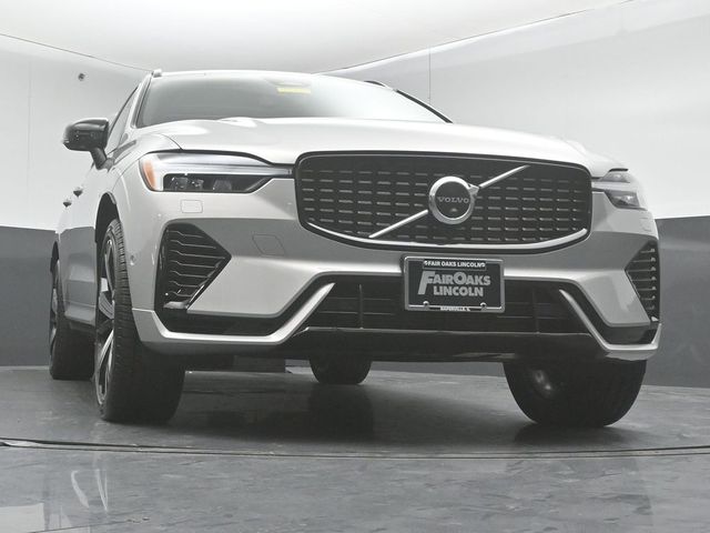 2022 VOLVO XC60 - Image 39