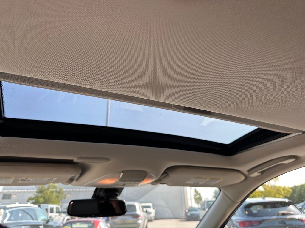2017 Infiniti QX60 Base photo 13