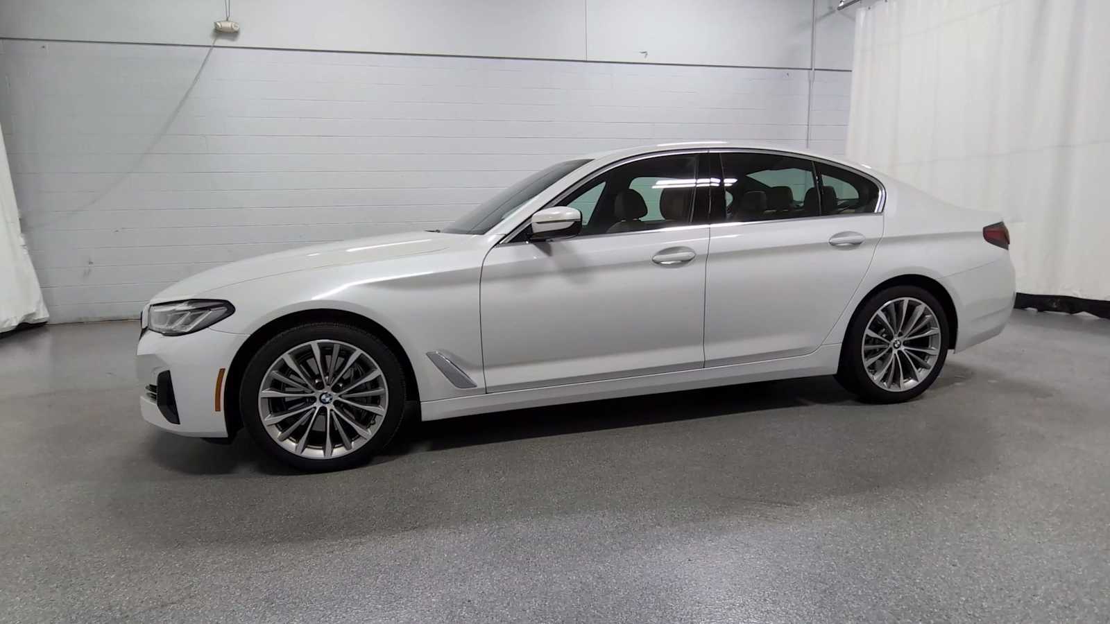 2022 Bmw 540i xDrive photo 3