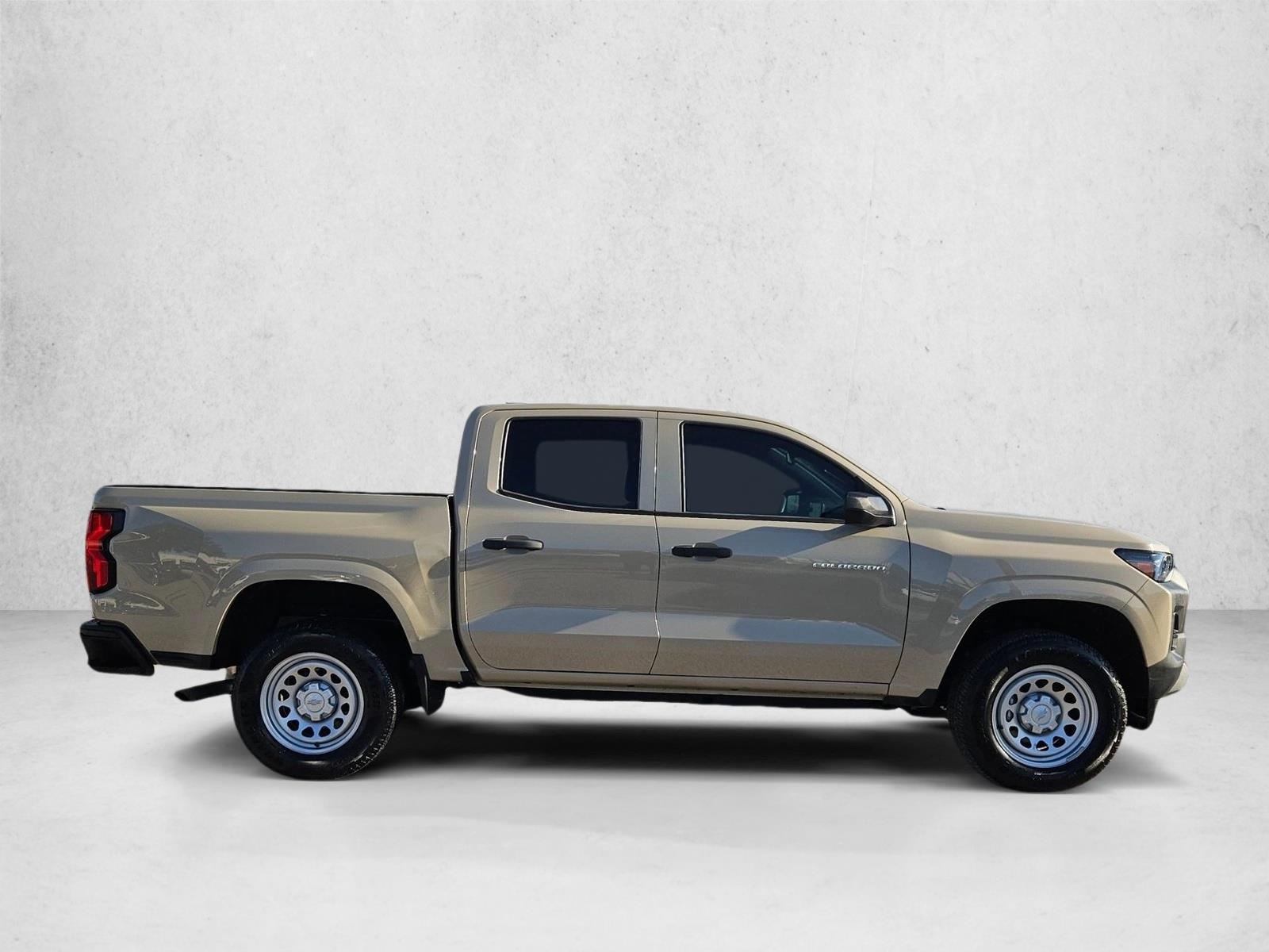 2023 Chevrolet Colorado Work Truck photo 4