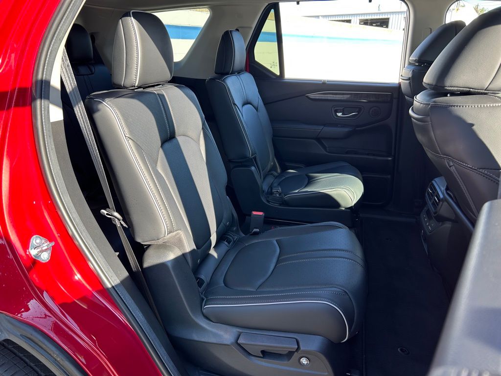 2024 Honda Pilot Elite photo 25