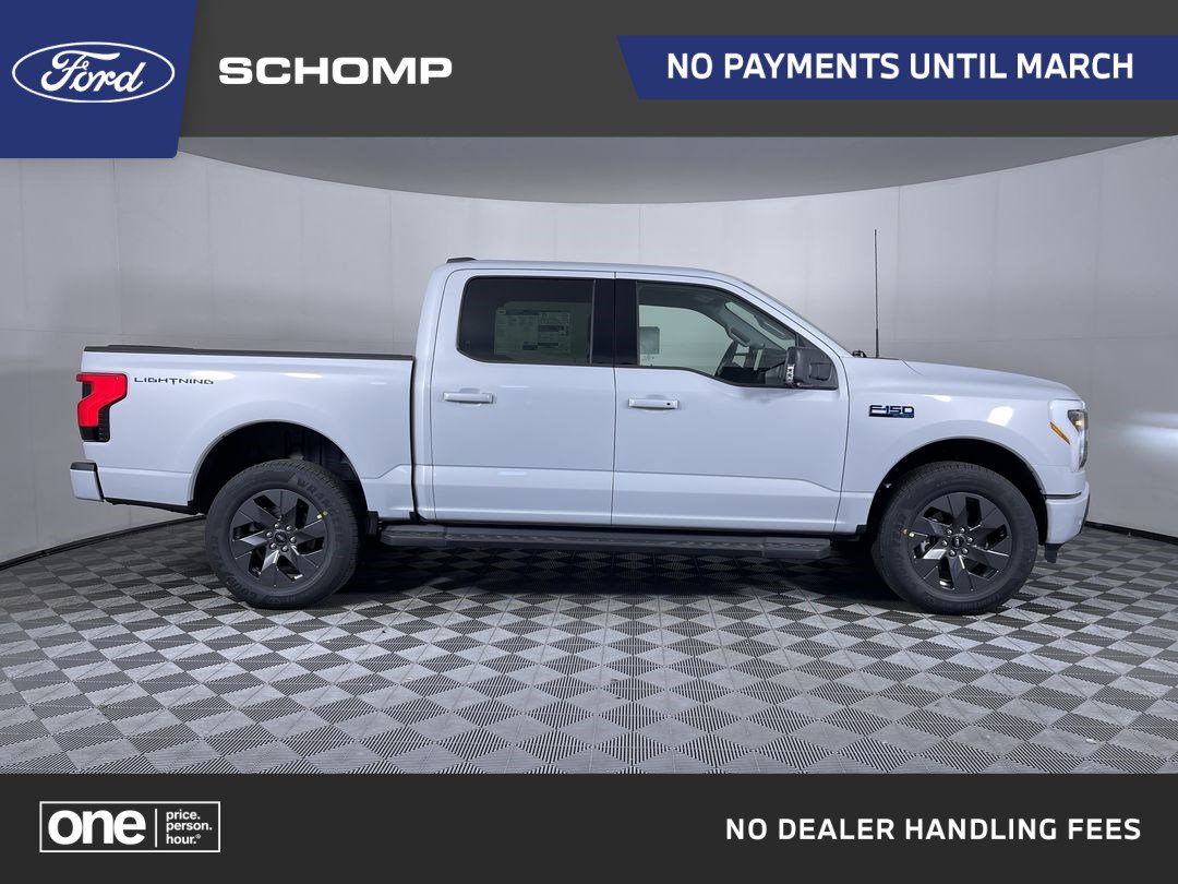 2025 Ford F-150 Lightning Flash's photo