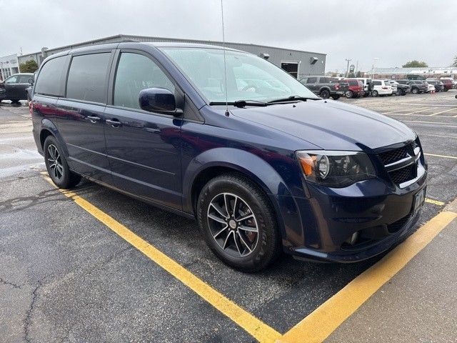2017 Dodge Grand Caravan GT photo 3