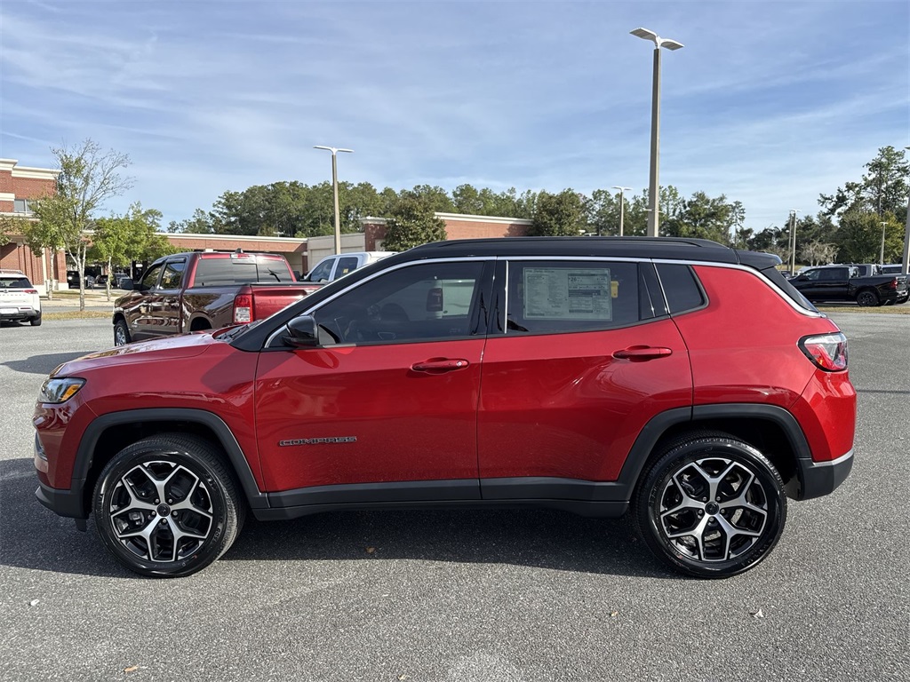 2026 Jeep Compass Limited photo 3