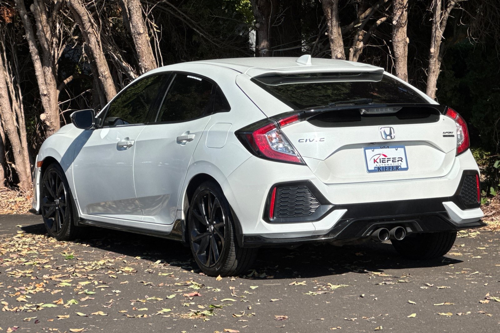 2019 Honda Civic Sport Touring photo 6