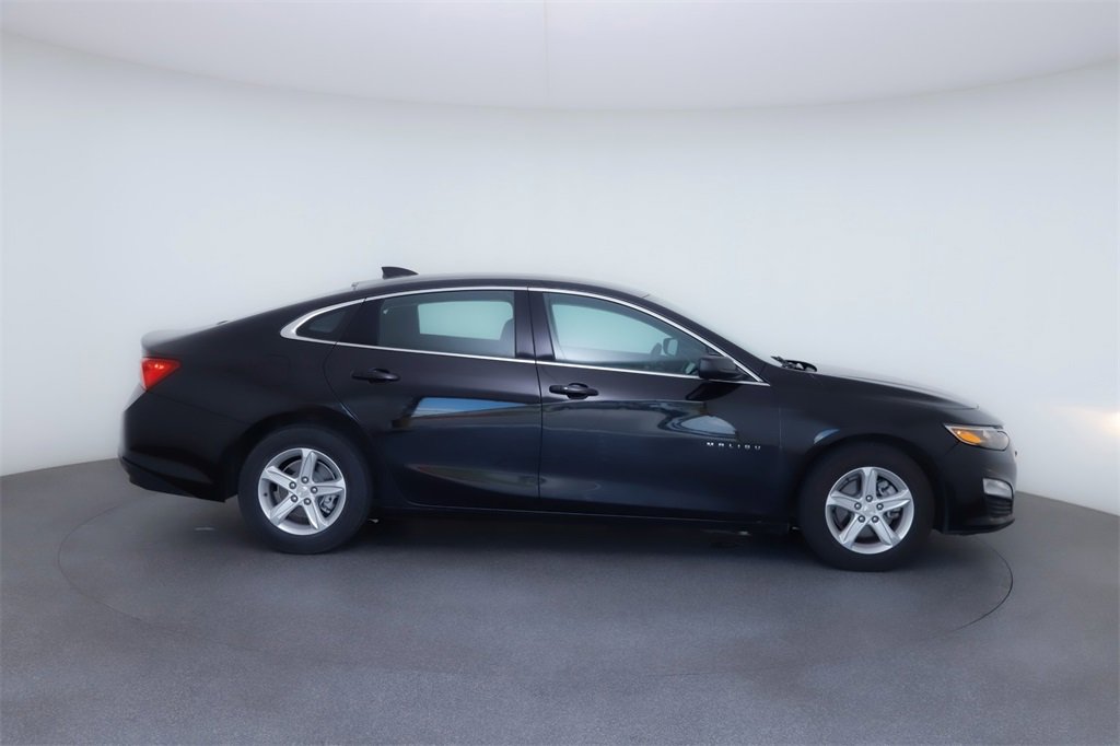2023 Chevrolet Malibu 1LT photo 9