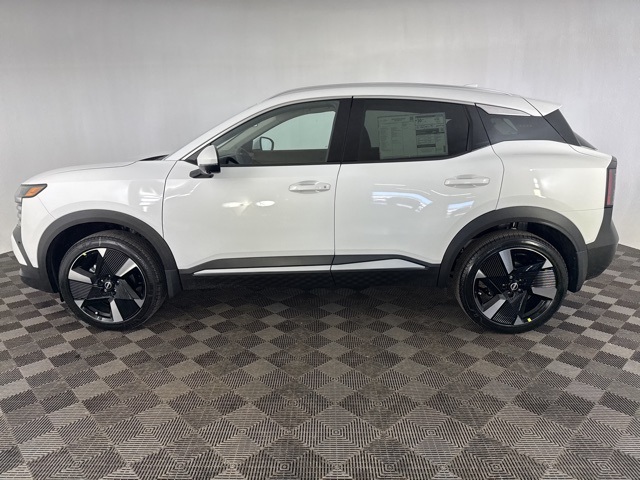 2025 Nissan Kicks SR photo 4
