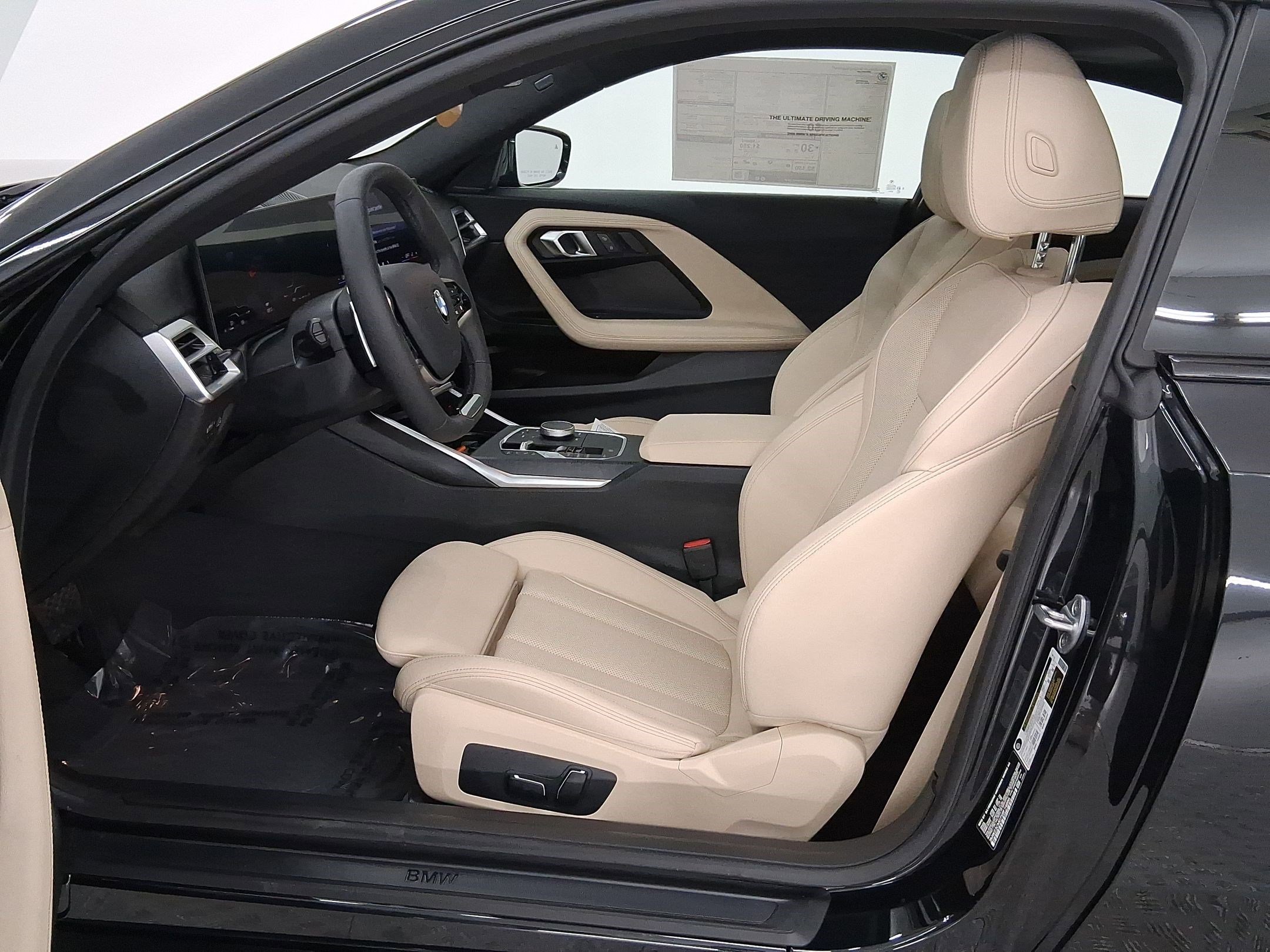 2025 Bmw 230i Coupe photo 4