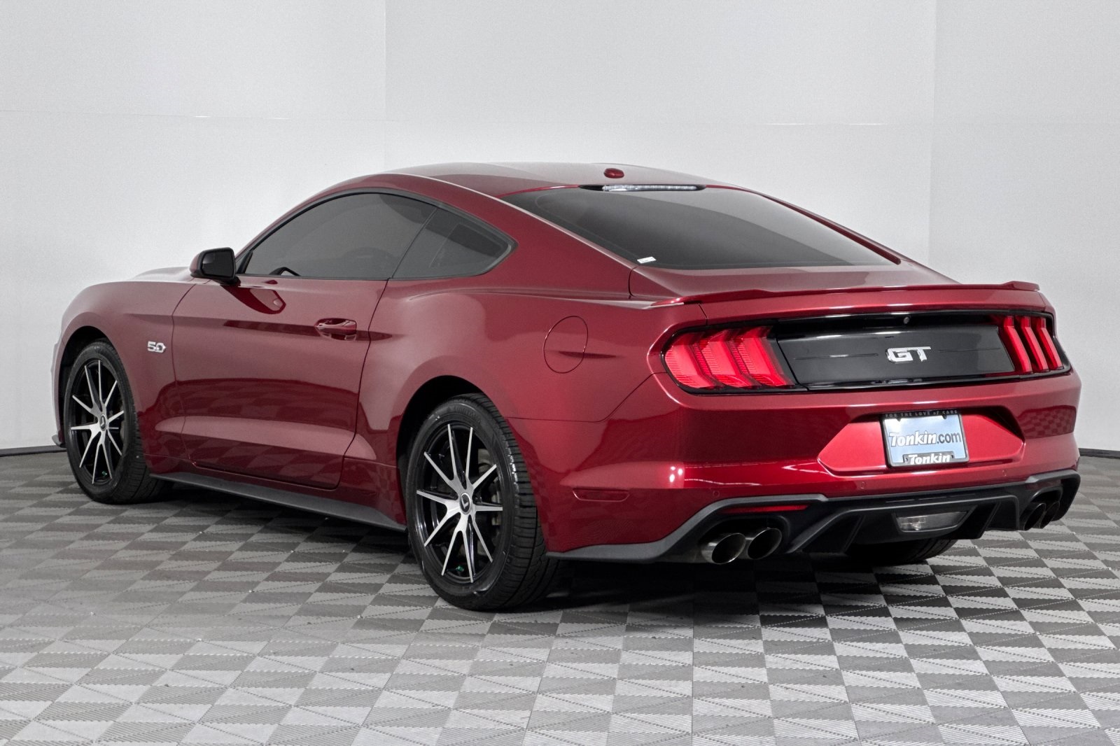 2019 Ford Mustang GT photo 5