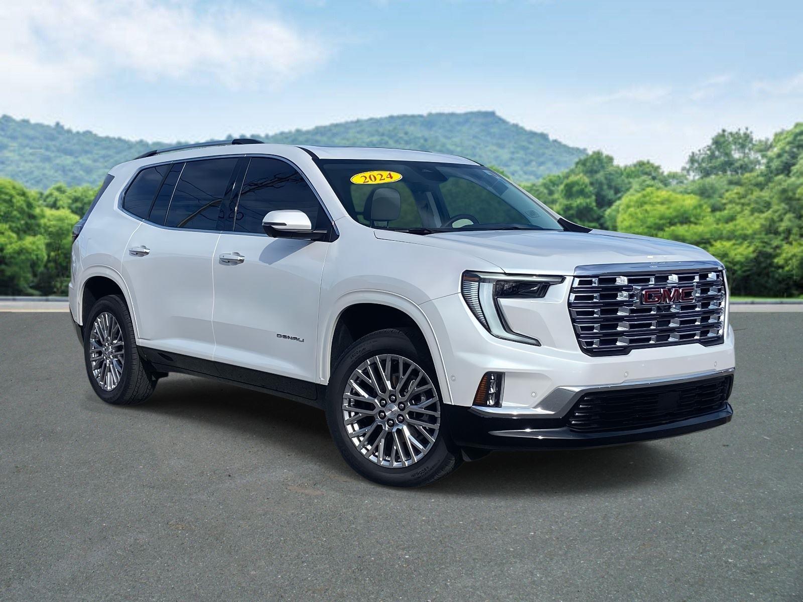 2024 GMC Acadia Denali's photo