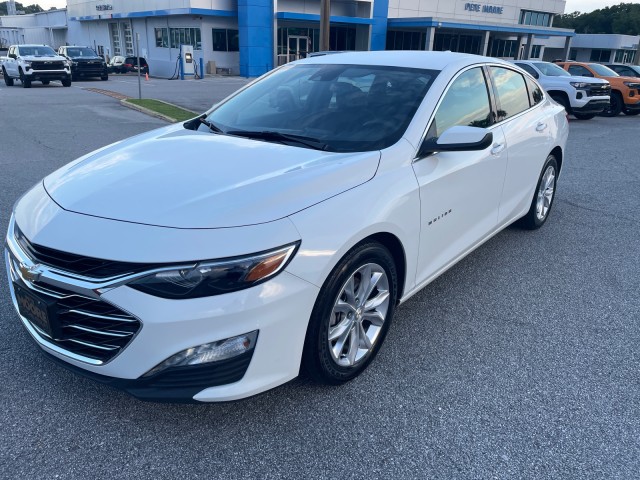 2023 Chevrolet Malibu 1LT photo 3