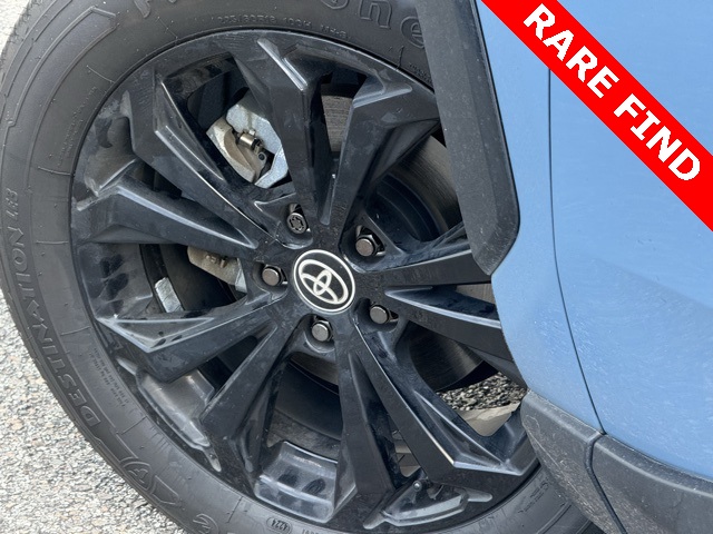2022 Toyota RAV4 Hybrid XSE photo 4