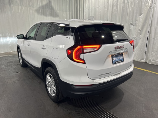 2024 Gmc Terrain SLE photo 4