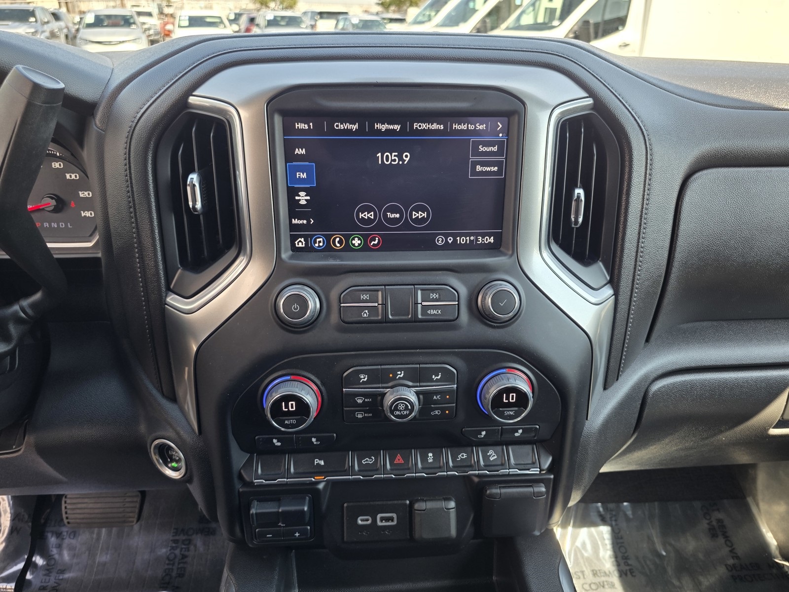 2022 Chevrolet Silverado 1500 LT Trail Boss photo 27